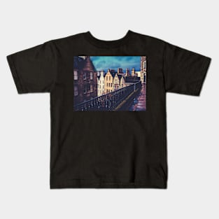 Old Town Edinburgh Buildings Kids T-Shirt